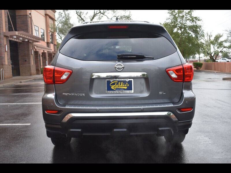 2019 Nissan Pathfinder SL