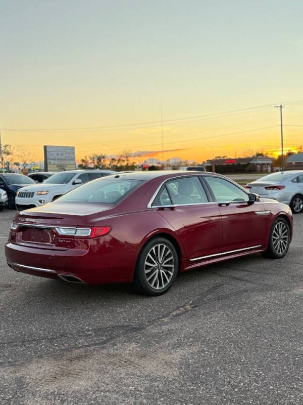 2017 Lincoln Continental Select
