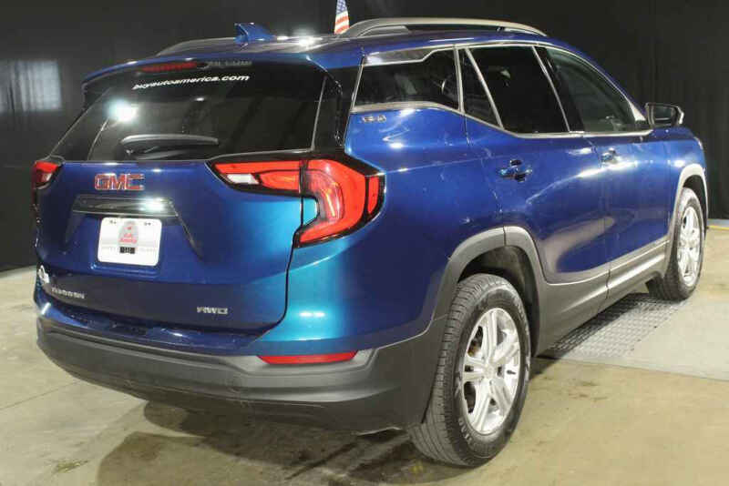 2020 GMC Terrain SLE