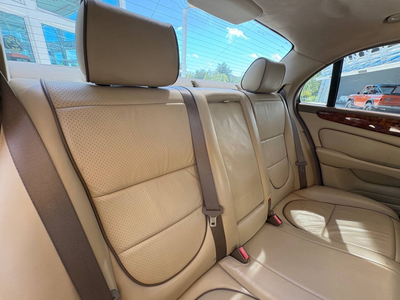 2008 Jaguar XJ-Series 33