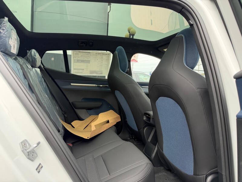 2026 Volvo EX30 Plus