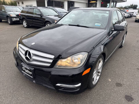 2013 Mercedes-Benz C-Class for sale at Daytona Motor Co in Lynnwood WA