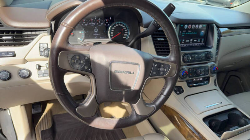 2017 GMC Yukon Denali