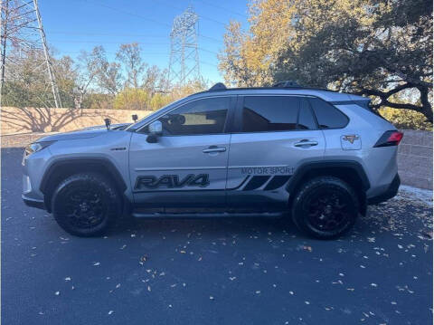 2019 Toyota RAV4 Hybrid XLE