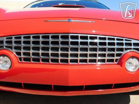 2002 Ford Thunderbird Deluxe