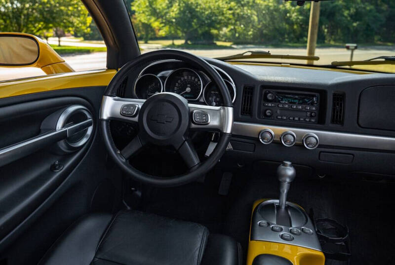 2005 Chevrolet SSR LS