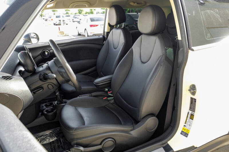 2013 MINI Hardtop Cooper