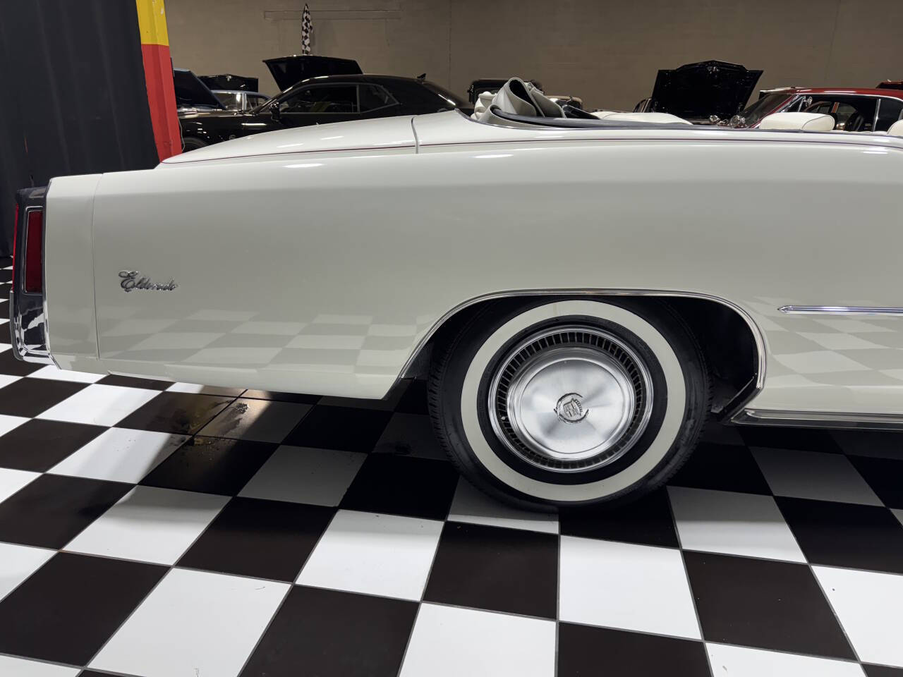 1975 Cadillac Eldorado 35