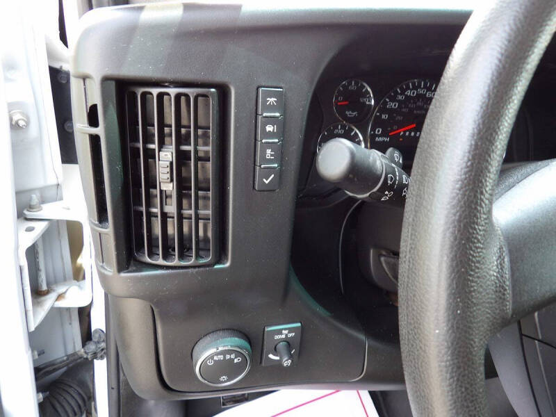 2023 Chevrolet Express 3500