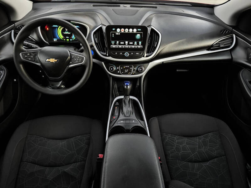 2018 Chevrolet Volt LT