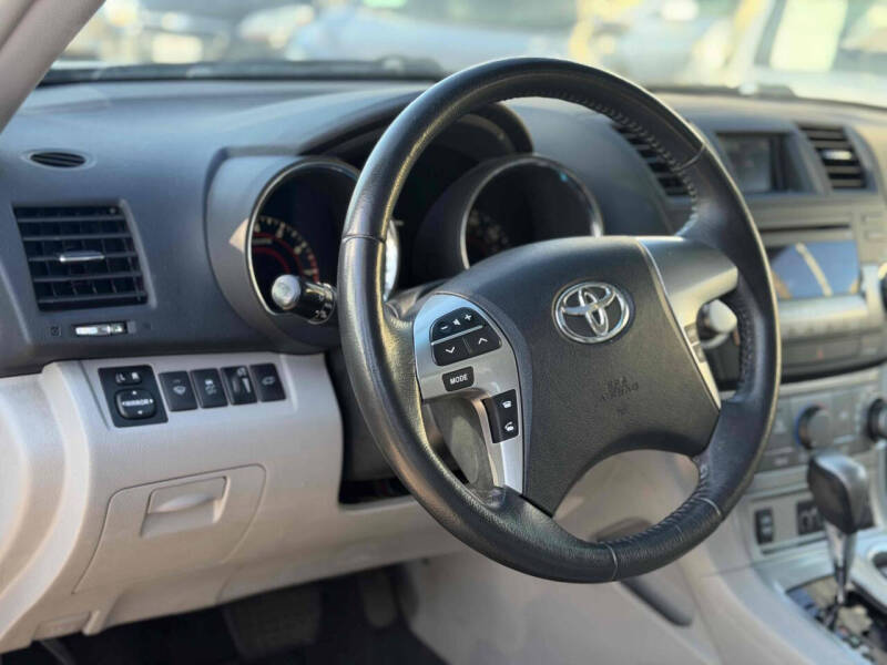 2012 Toyota Highlander