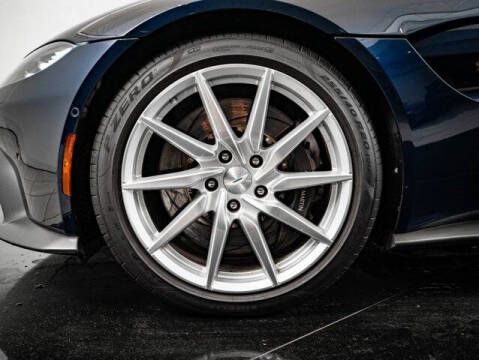 2020 Aston Martin Vantage
