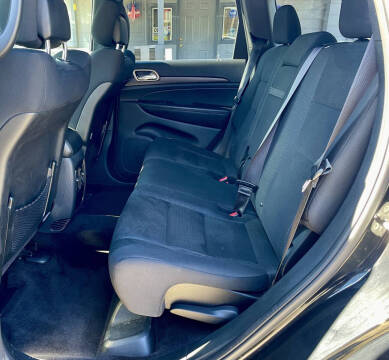 2017 Jeep Grand Cherokee Laredo