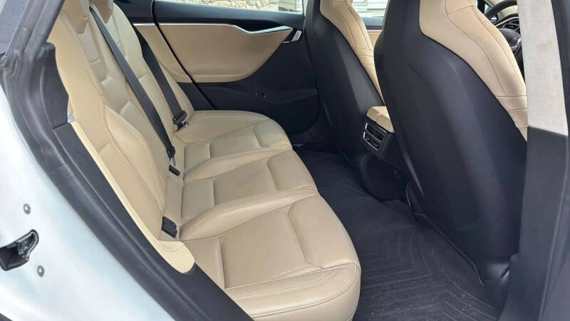 2014 Tesla Model S P85D