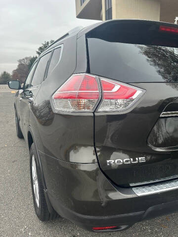 2016 Nissan Rogue SV