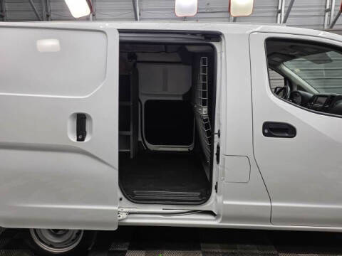 2021 Nissan NV200