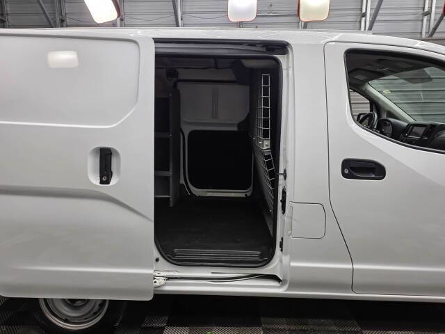 2021 Nissan NV200