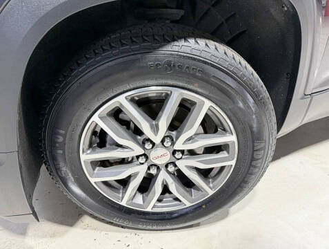 2017 GMC Acadia SLE-2