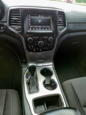 2019 Jeep Grand Cherokee Laredo E