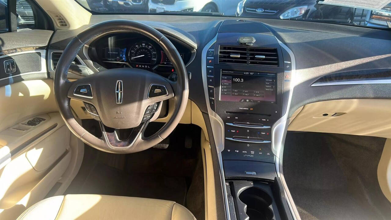 2015 Lincoln MKZ Hybrid for sale at Auto Plaza in Fresno, CA