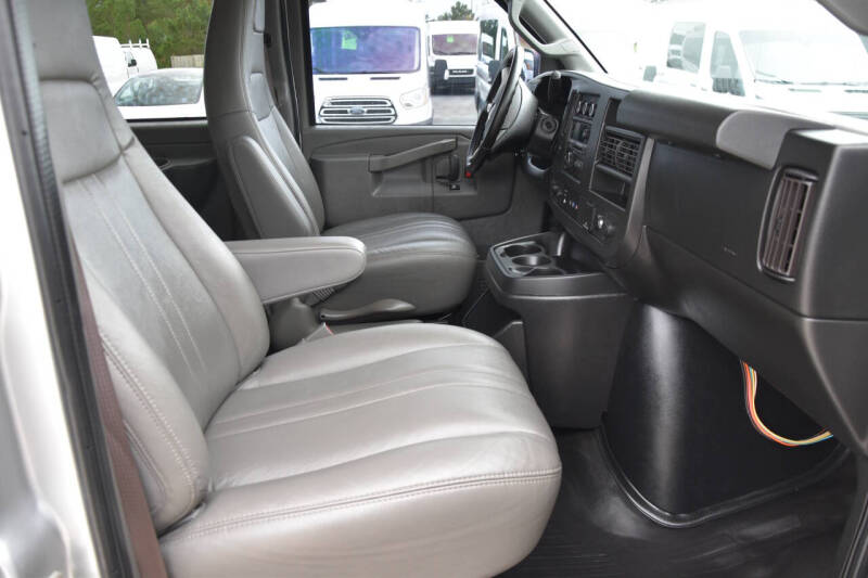 2017 Chevrolet Express LS 3500