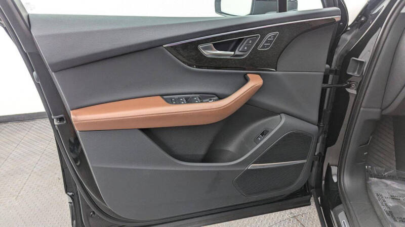 2022 Audi Q7 quattro Premium Plus 55 TFSI