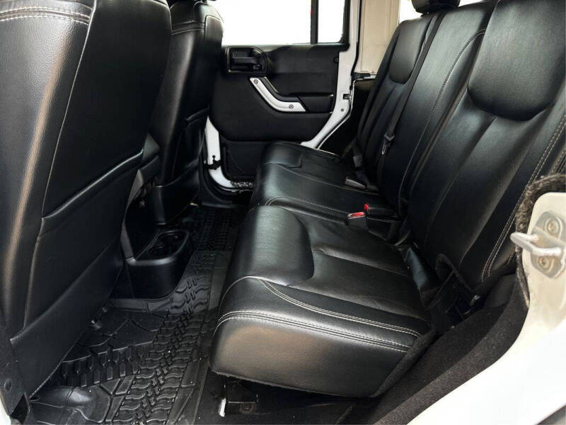 2013 Jeep Wrangler Unlimited Sahara