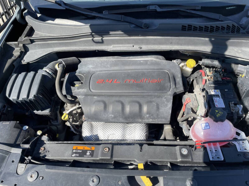 2016 Jeep Renegade Latitude 75th Anniversary