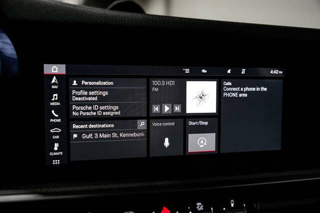 2020 Porsche 911 Carrera