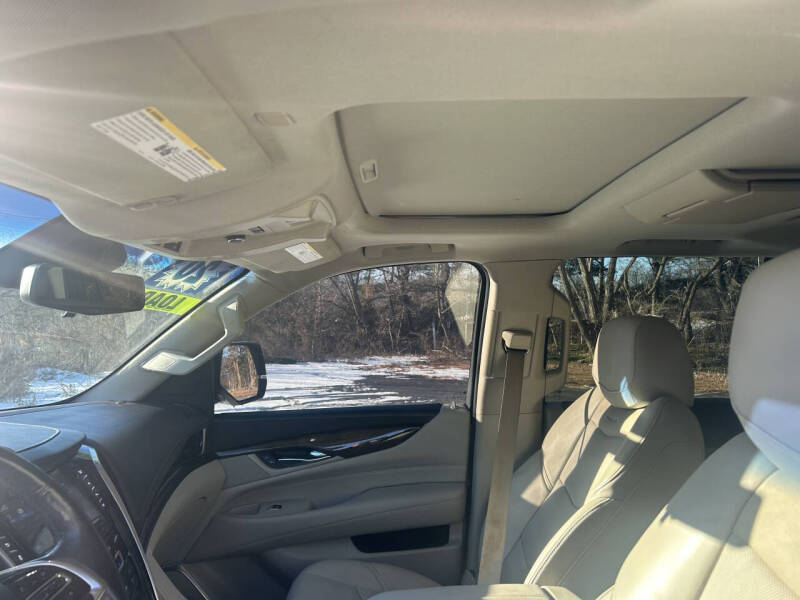 2020 Cadillac Escalade Luxury