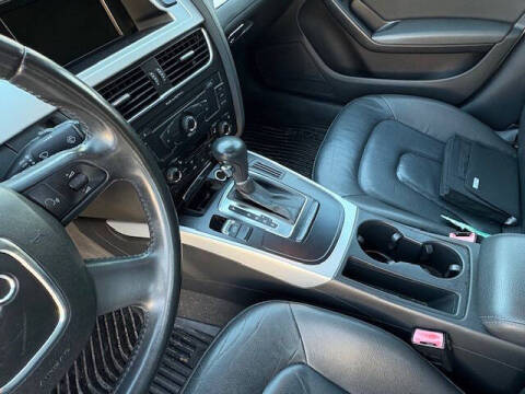 2009 Audi A4 2.0T quattro Premium Plus