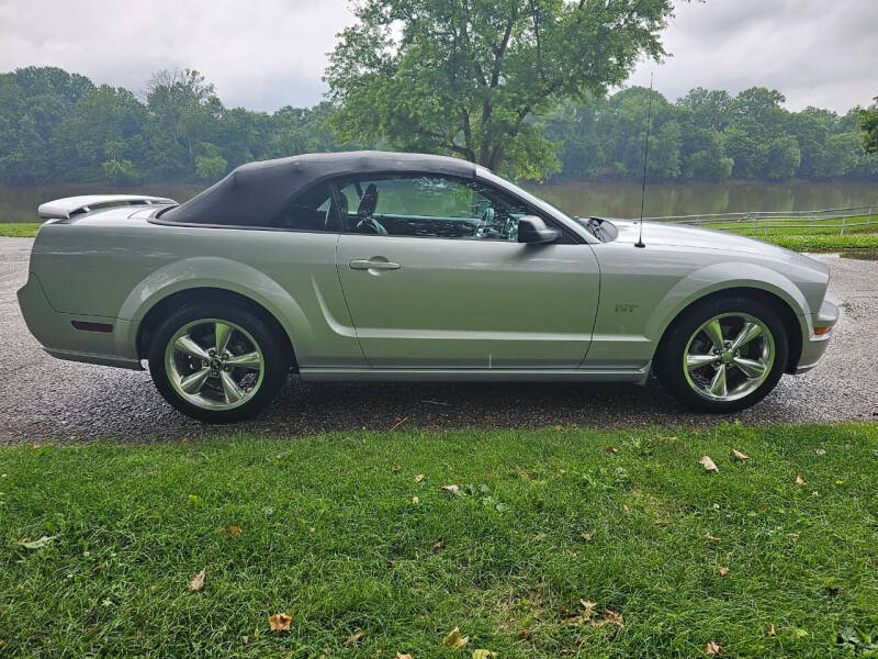 Used 2006 Ford Mustang GT Premium with VIN 1ZVHT85H865170557 for sale in Terre Haute, IN