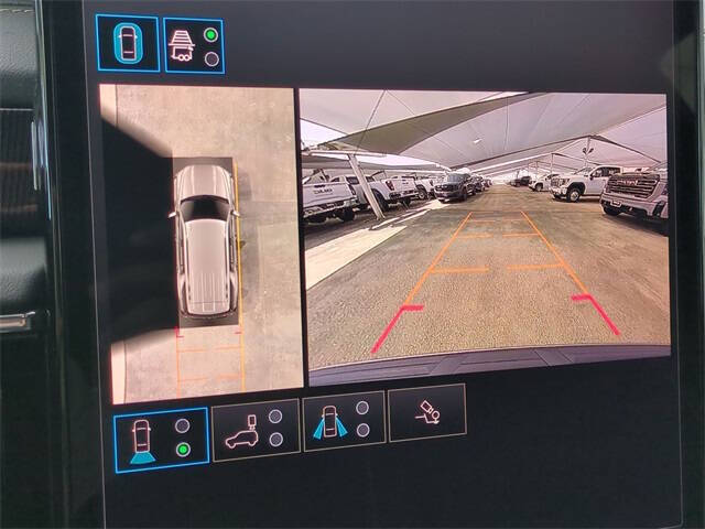 2025 GMC Yukon Elevation