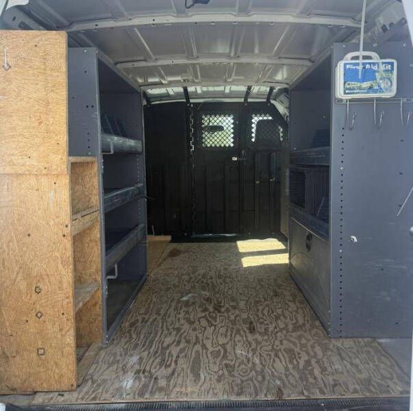 2011 Ford E-Series E-250