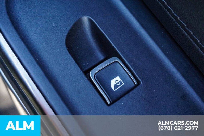 2024 Rivian R1S Adventure