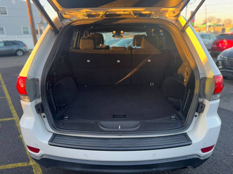 2016 Jeep Grand Cherokee Laredo