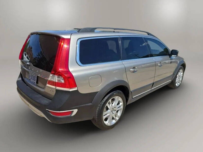 2016 Volvo XC70 T5 Drive-E Premier
