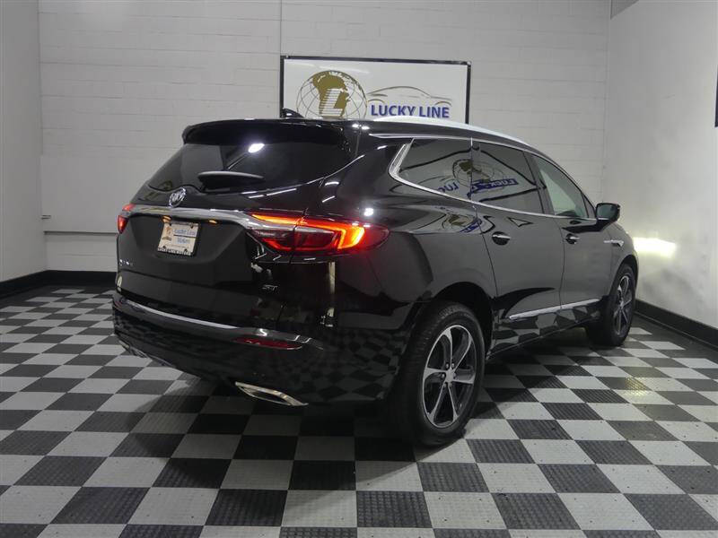 2020 Buick Enclave Essence
