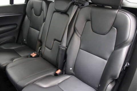 2020 Volvo XC90 T5 Momentum