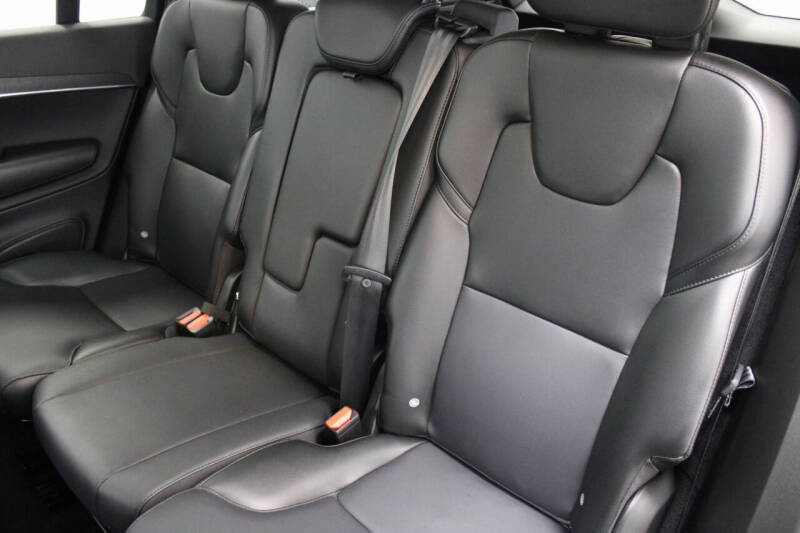 2020 Volvo XC90 T5 Momentum