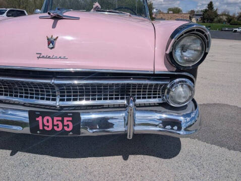 1955 Ford Sunliner