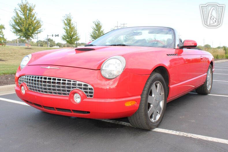 2002 Ford Thunderbird Deluxe