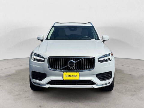 2023 Volvo XC90 B5 Core