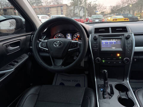 2015 Toyota Camry SE