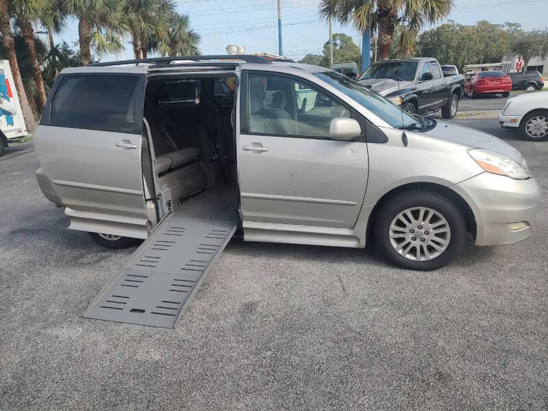 2008 Toyota Sienna XLE