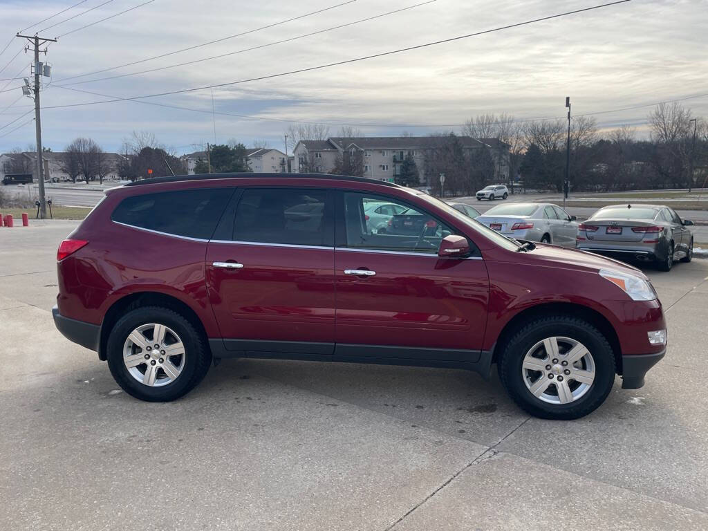 2010 Chevrolet Traverse for sale at Martinson's Used Cars in Altoona, IA