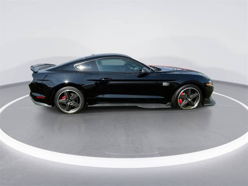 2022 Ford Mustang Mach 1