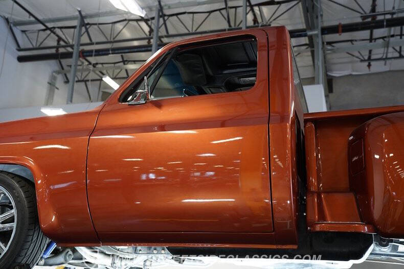 1987 Chevrolet R/V 10 Series