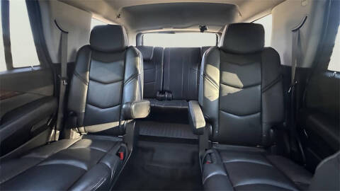 2020 Cadillac Escalade Luxury