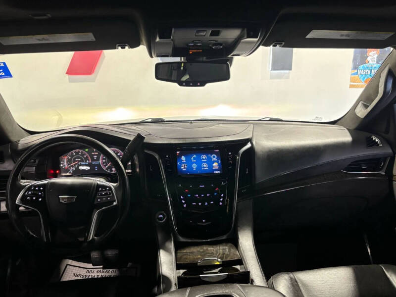 2015 Cadillac Escalade Platinum